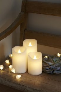 LED sviečky biele - pohyblivý knot 3set